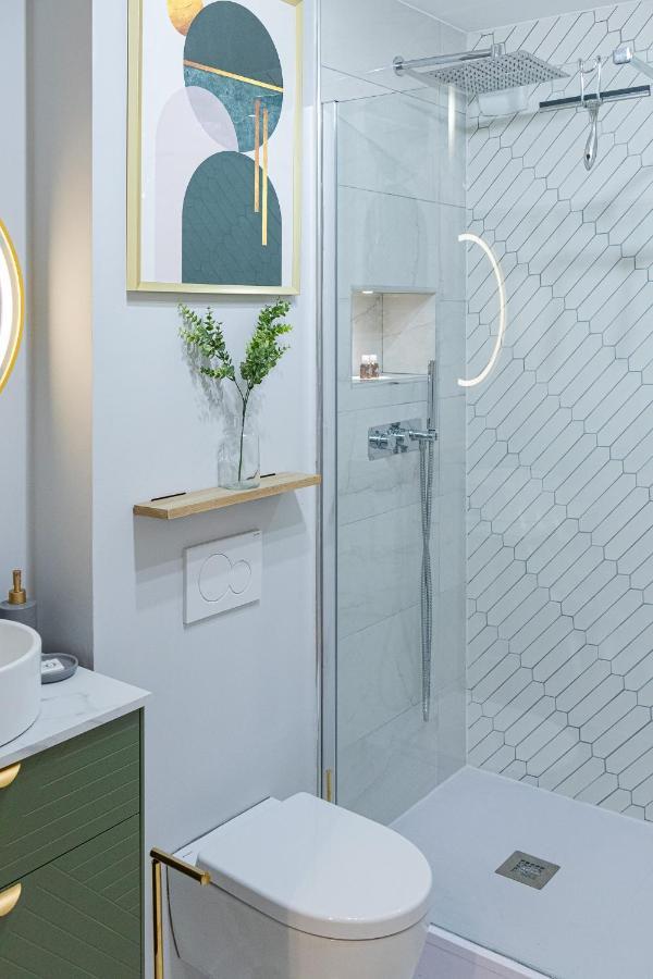 The Green Home - Quiet And Fully Equipped High-End Studio With Parking Courcouronnes エクステリア 写真