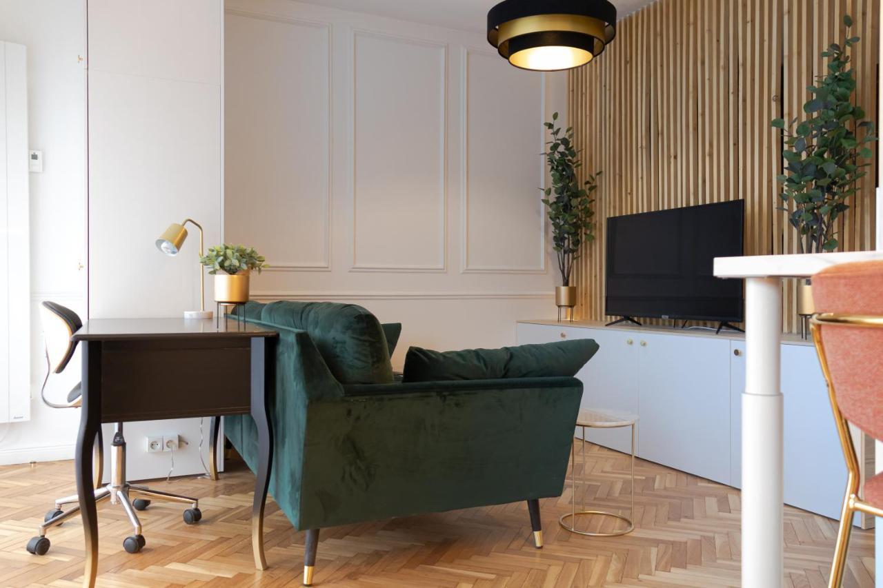The Green Home - Quiet And Fully Equipped High-End Studio With Parking Courcouronnes エクステリア 写真
